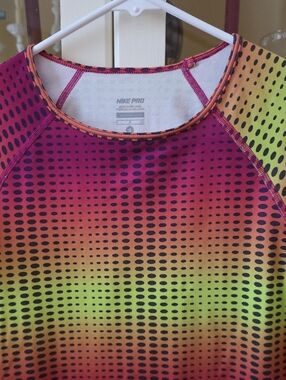 Nike Pro Women's Gradient Dot-Print Long Sleeve Thermal Top